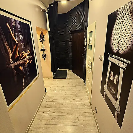 Apartament Dark Romance- Bdsm Greya Dla Zakochanych Par